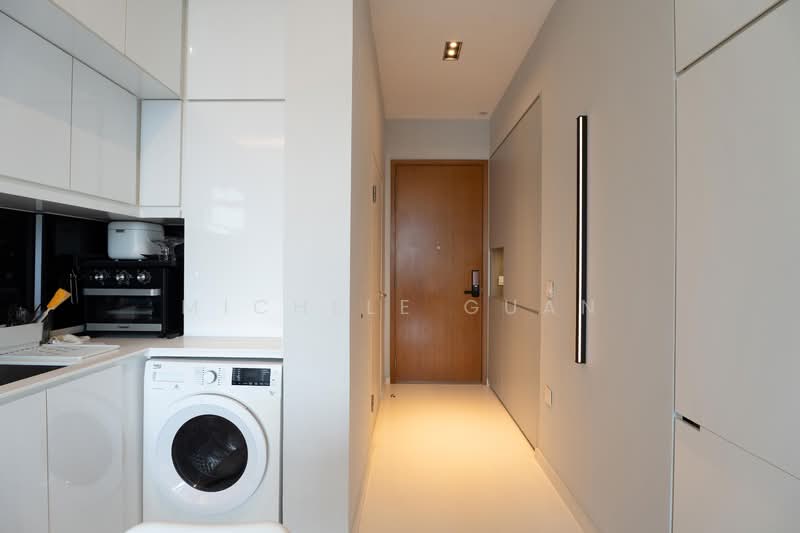 Spottiswoode Suites Condominium For Sale at S$ 1,048,000 | PropertyGuru Singapore - Kitchen