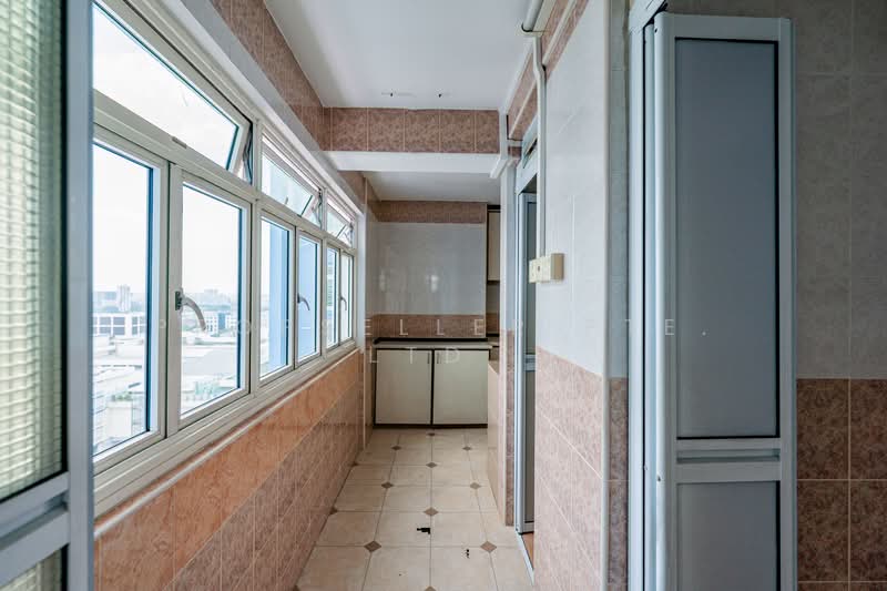 26 Bendemeer Road HDB Flat For Sale at S$ 515,000 | PropertyGuru Singapore - Balcony