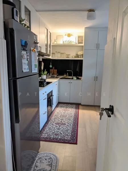 305 Ubi Avenue 1 HDB Flat For Sale at S$ 599,000 | PropertyGuru Singapore - Kitchen