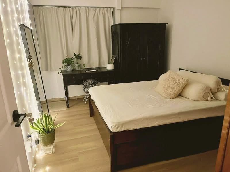305 Ubi Avenue 1 HDB Flat For Sale at S$ 599,000 | PropertyGuru Singapore - Bedroom