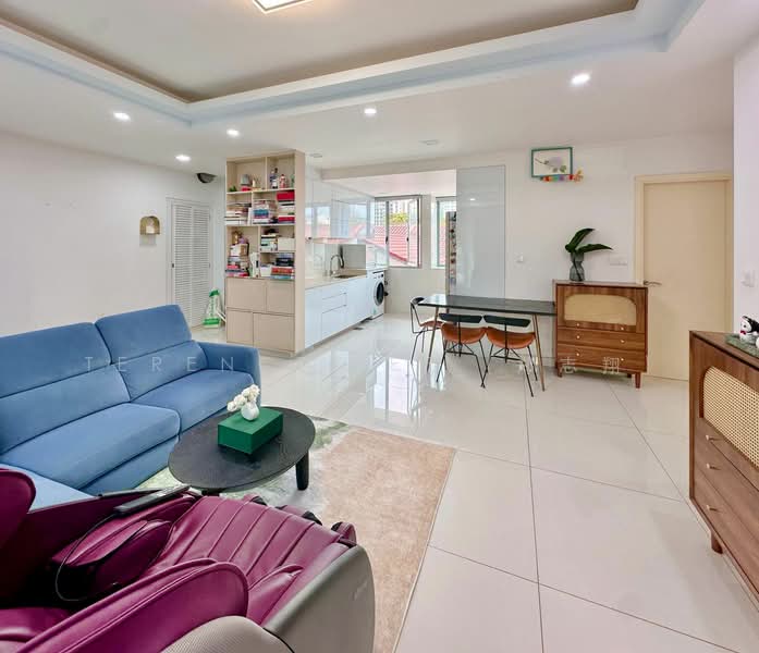 Mountbatten Suites, 861 Mountbatten Road, 3 Bedrooms, 1,130 sqft, Condominium For Rent, by Terence Tee (郑志翔), 500089698 - Living Room - PropertyGuru.com.sg