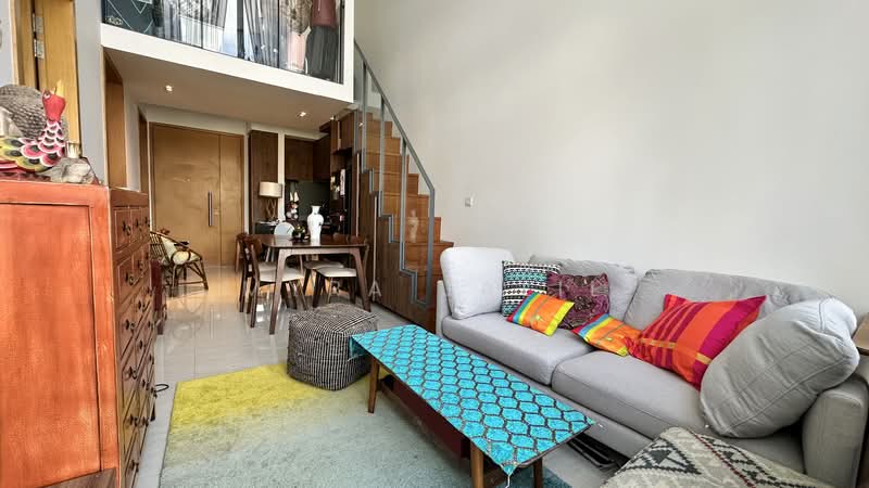 Pollen & Bleu Condominium For Sale at S$ 2,000,000 | PropertyGuru Singapore - Living Room