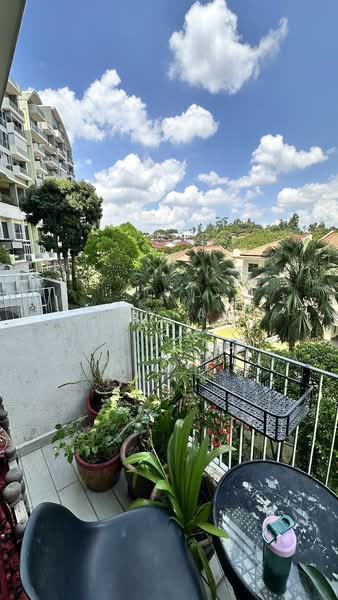 Pollen & Bleu Condominium For Sale at S$ 2,000,000 | PropertyGuru Singapore - Balcony