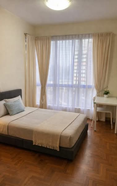 Heritage View, 8 Dover Rise, 3 Bedrooms, 1,195 sqft, Condominium For Rent, by Faye Voon, 500089704 - Bedroom - PropertyGuru.com.sg