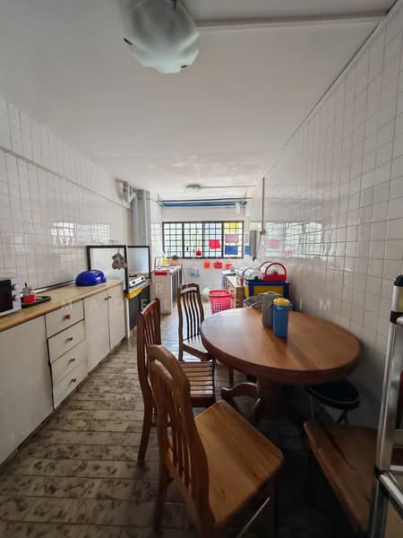 124 Geylang East Avenue 1, 124 Geylang East Avenue 1, Room Rental, 100 sqft, HDB Flat For Rent, by Ruth Madeline Lim, 500089709 - Kitchen - PropertyGuru.com.sg