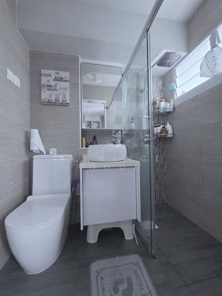 326 Tah Ching Road HDB Flat For Sale at S$ 750,000 | PropertyGuru Singapore - Bathroom