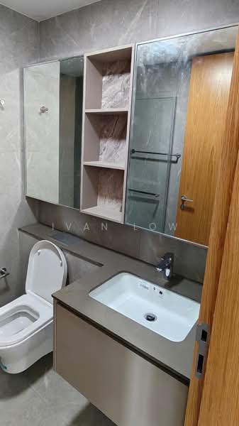 Penrose Condominium For Sale at S$ 1,730,000 | PropertyGuru Singapore - Bathroom