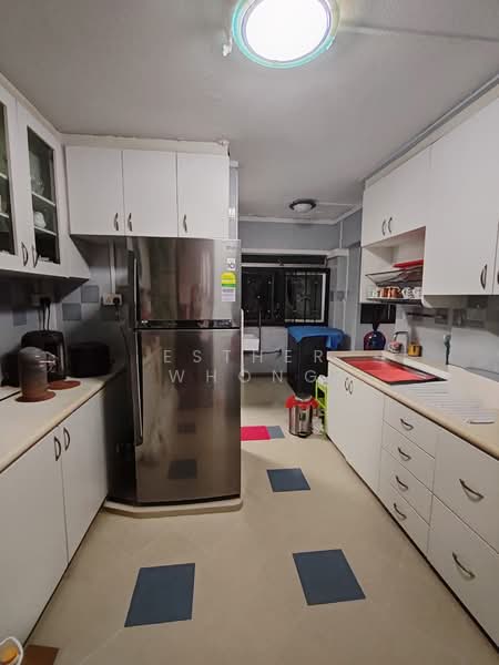 261 Bishan Street 22, 261 Bishan Street 22, 4 Bedrooms, 1,603 sqft, HDB Flat For Sale, by Esther Whong, 500089734 - Kitchen - PropertyGuru.com.sg