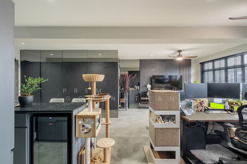 622B Tampines Avenue 12 HDB Flat For Sale at S$ 789,999 | PropertyGuru Singapore - Living Room