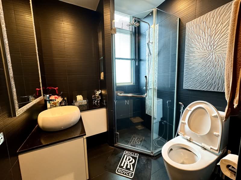 The Petals, 85 Hillview Avenue, 2 Bedrooms, 1,936 sqft, Condominium For Rent, by Jerlyn Ng, 500089738 - Bathroom - PropertyGuru.com.sg