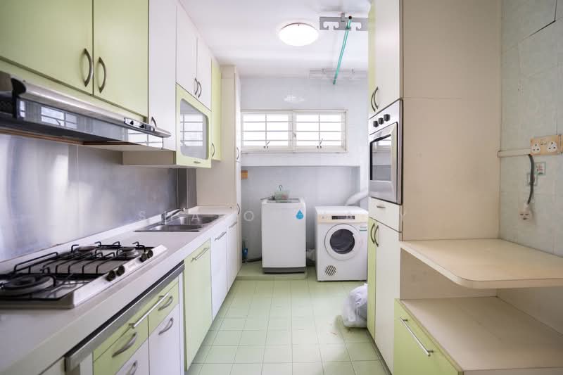 197A Punggol Field HDB Flat For Sale at S$ 650,000 | PropertyGuru Singapore - Kitchen