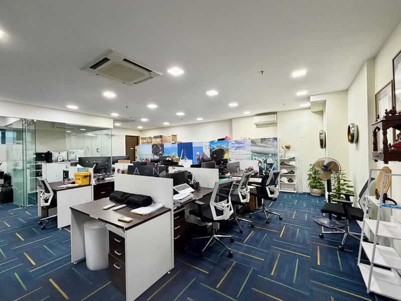 Zervex, 8 Ubi Road 2, 2,110 sqft, Light Industrial (B1) For Rent, by Tan Si Jia, 500089748 - CommercialGuru.com.sg
