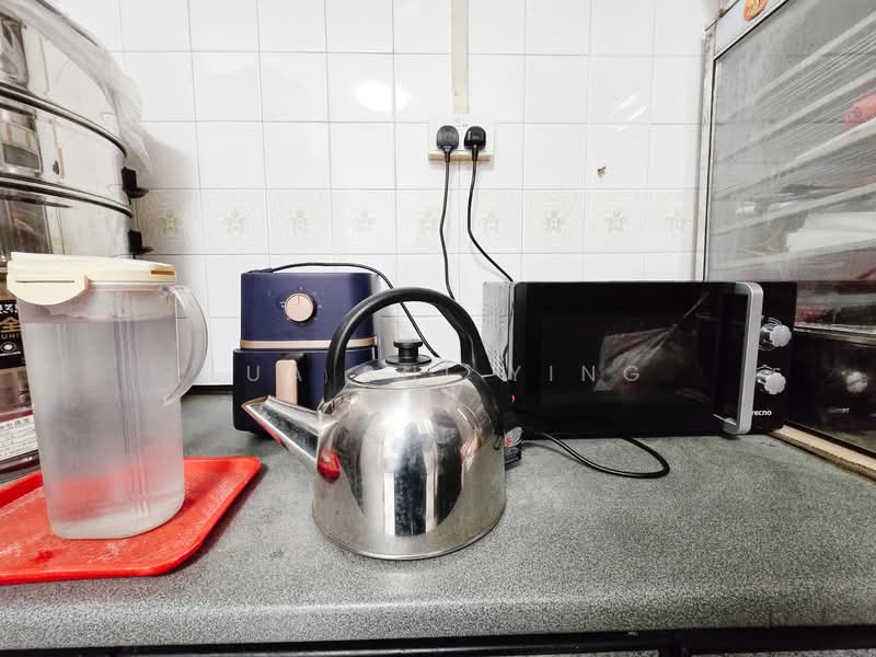 368 Woodlands Avenue 1, 368 Woodlands Avenue 1, Room Rental, 200 sqft, HDB Flat For Rent, by Lua Shi Ying, 500089757 - Kitchen - PropertyGuru.com.sg