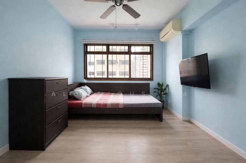 607 Senja Road HDB Flat For Sale at S$ 930,000 | PropertyGuru Singapore - Bedroom