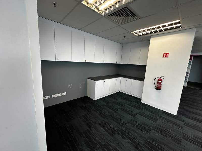 Fragrance Empire Building, 456 Alexandra Road, 3,907 sqft, Office For Rent, by MJ Zhuo, 500089790 - Interior - CommercialGuru.com.sg