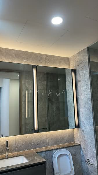 Leedon Green Condominium For Sale at S$ 2,498,000 | PropertyGuru Singapore - Bathroom