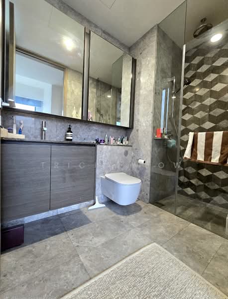 Leedon Green, 28 Leedon Heights, 2 Bedrooms, 818 sqft, Condominium For Sale, by Tricia Yeow, 500089792 - Bathroom - PropertyGuru.com.sg