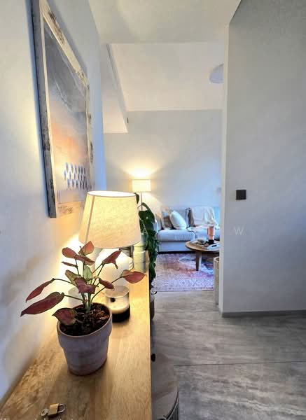 Leedon Green, 28 Leedon Heights, 2 Bedrooms, 818 sqft, Condominium For Sale, by Tricia Yeow, 500089792 - Living Room - PropertyGuru.com.sg
