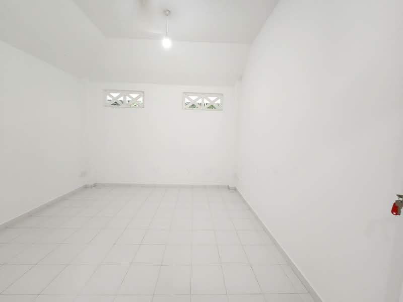 98 Woodleigh Park, , 7 Bedrooms, 5,423 sqft, Bungalow House For Rent, by Chew Yu Ting, 500089796 - Annex - Room 1 - PropertyGuru.com.sg
