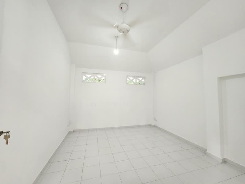 98 Woodleigh Park, , 7 Bedrooms, 5,423 sqft, Bungalow House For Rent, by Chew Yu Ting, 500089796 - Annex - Room 2 - PropertyGuru.com.sg