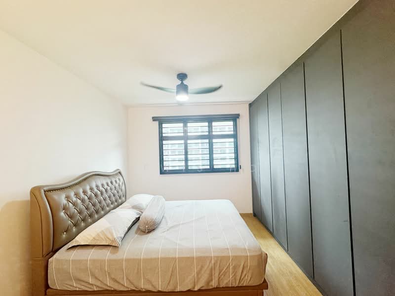 415B Northshore Drive HDB Flat For Sale at S$ 650,000 | PropertyGuru Singapore - Bedroom