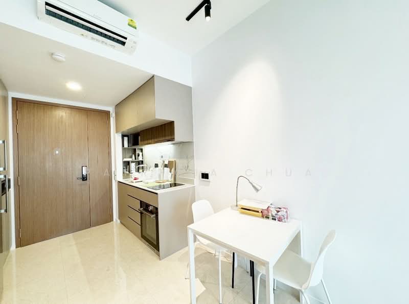 Verdale Condominium For Sale at S$ 950,000 | PropertyGuru Singapore - Kitchen