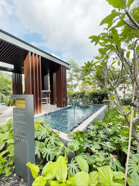Verdale Condominium For Sale at S$ 950,000 | PropertyGuru Singapore - Pool