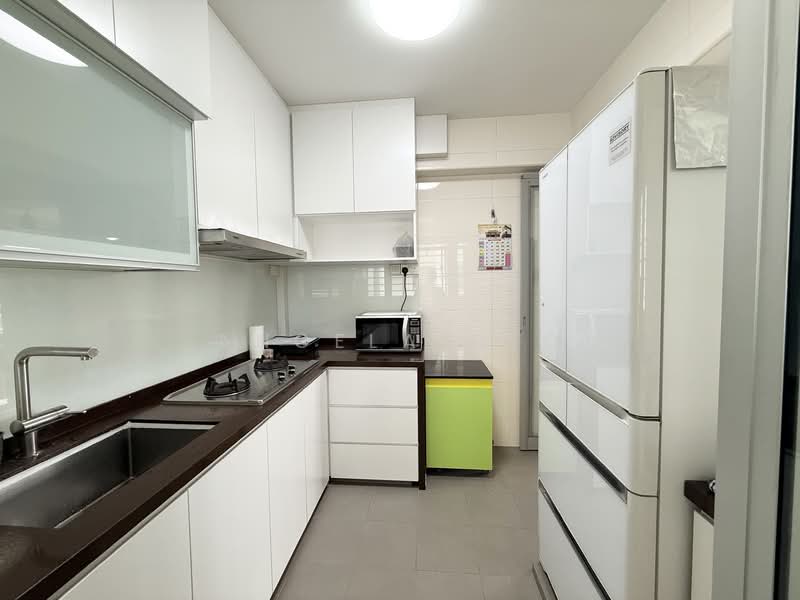 351B Anchorvale Road, 351B Anchorvale Road, 2 Bedrooms, 721 sqft, HDB Flat For Rent, by Angela Neo, 500089870 - Kitchen - PropertyGuru.com.sg