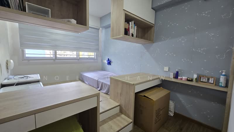 443C Bukit Batok West Avenue 8 HDB Flat For Sale at S$ 825,000 | PropertyGuru Singapore - Bedroom
