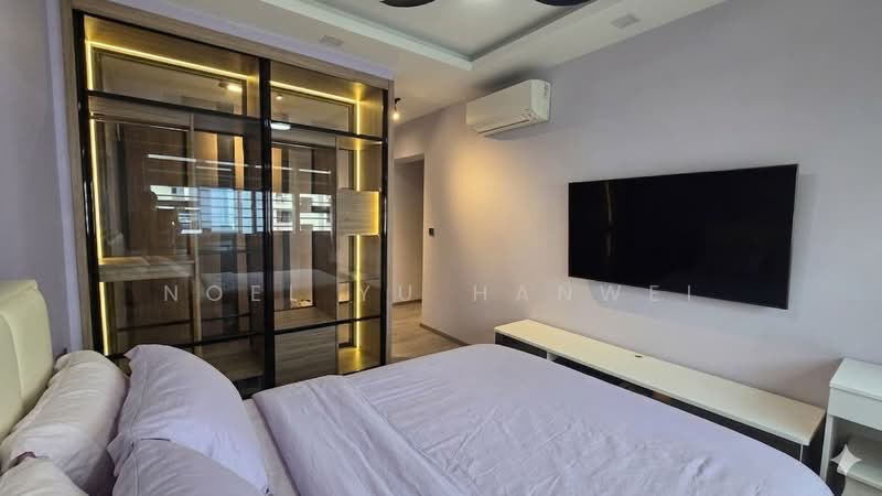 443C Bukit Batok West Avenue 8 HDB Flat For Sale at S$ 825,000 | PropertyGuru Singapore - Bedroom