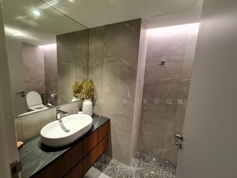 The Interlace Condominium For Sale at S$ 1,880,000 | PropertyGuru Singapore - Bathroom