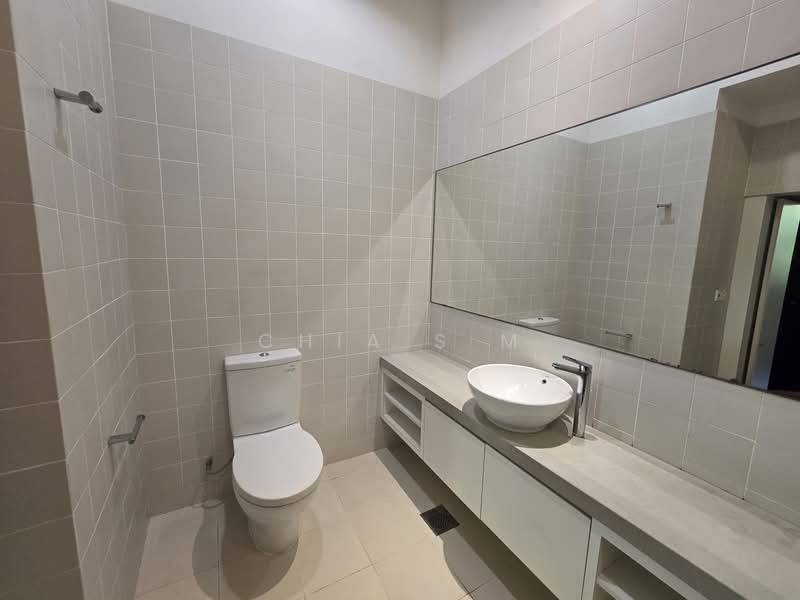 Emerald Hill Conservation Area, 15 Emerald Hill Road, 2 Bedrooms, 1,264 sqft, Conservation House For Rent, by Chia S M, 500089877 - Bathroom - PropertyGuru.com.sg