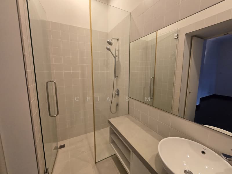 Emerald Hill Conservation Area, 15 Emerald Hill Road, 2 Bedrooms, 1,264 sqft, Conservation House For Rent, by Chia S M, 500089877 - Bathroom - PropertyGuru.com.sg