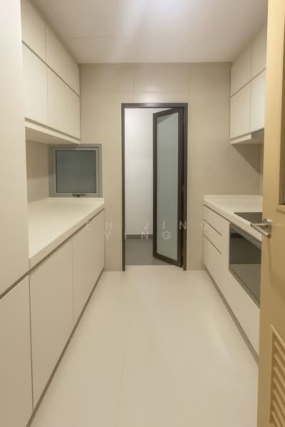 Space @ Kovan Apartment For Sale at S$ 1,700,000 | PropertyGuru Singapore - Kitchen