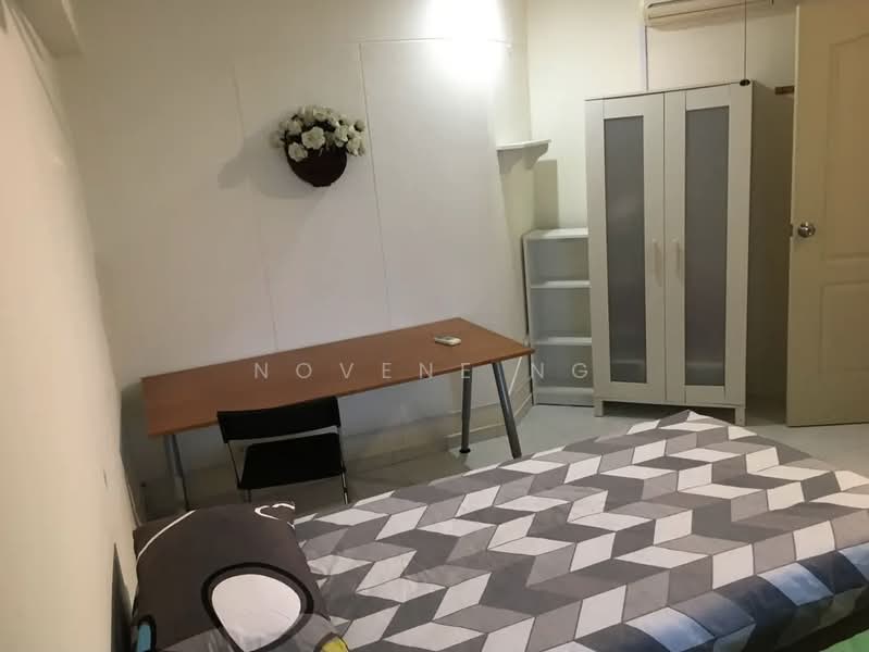 271 Bishan Street 24 HDB Flat For Sale at S$ 850,000 | PropertyGuru Singapore - Bedroom