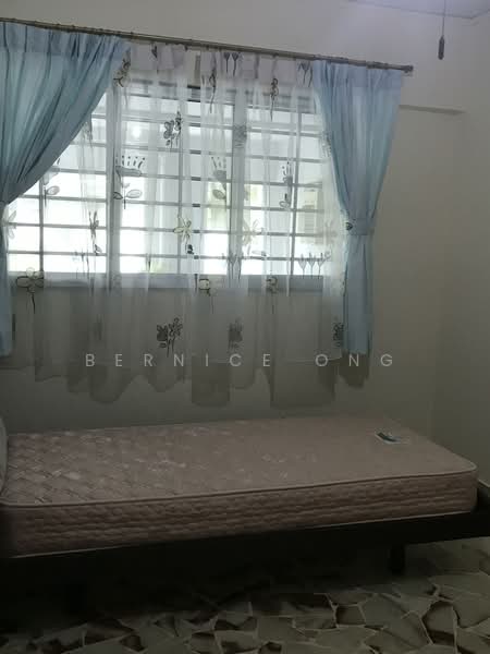 273 Tampines Street 22, 273 Tampines Street 22, 2 Bedrooms, 750 sqft, HDB Flat For Rent, by Bernice Ong, 500089887 - Bedroom - PropertyGuru.com.sg