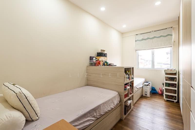 Loyang Villas Terraced House For Sale at S$ 2,950,000 | PropertyGuru Singapore - Bedroom