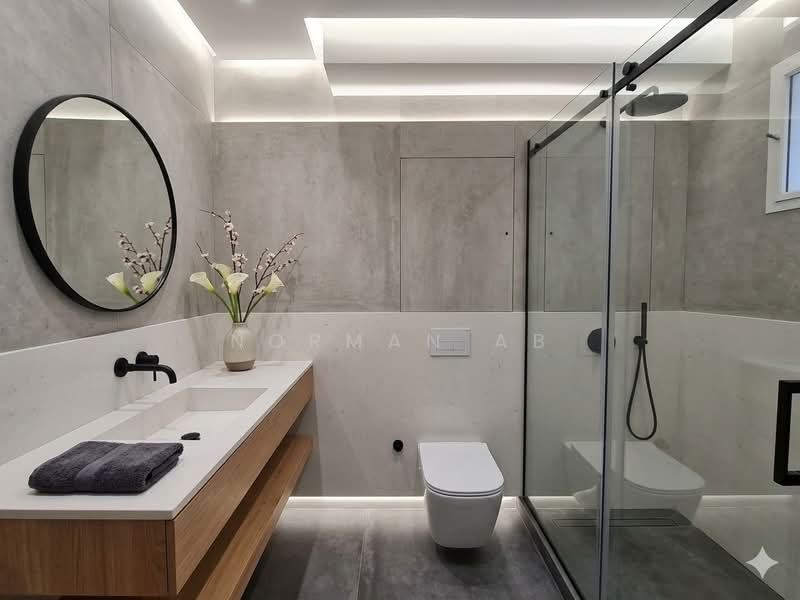 257A Compassvale Road HDB Flat For Sale at S$ 635,000 | PropertyGuru Singapore - Bathroom