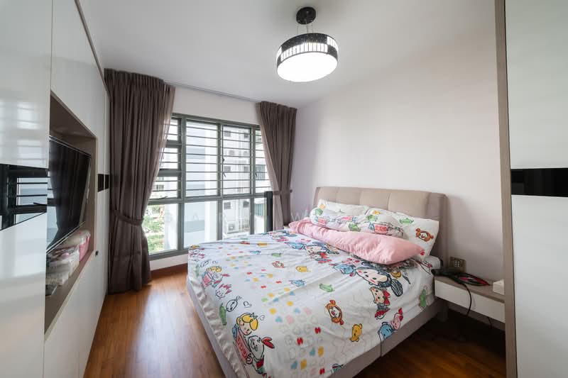 678B Punggol Drive HDB Flat For Sale at S$ 738,000 | PropertyGuru Singapore - Bedroom
