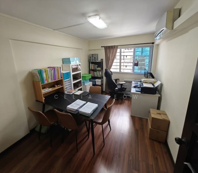 289 Yishun Avenue 6 HDB Flat For Sale at S$ 490,000 | PropertyGuru Singapore - Bedroom