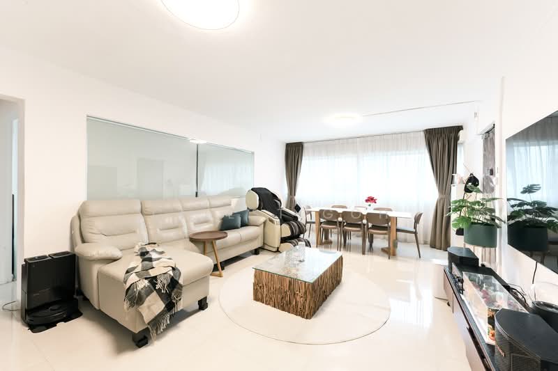 430 Jurong West Avenue 1 HDB Flat For Sale at S$ 520,000 | PropertyGuru Singapore - Living Room