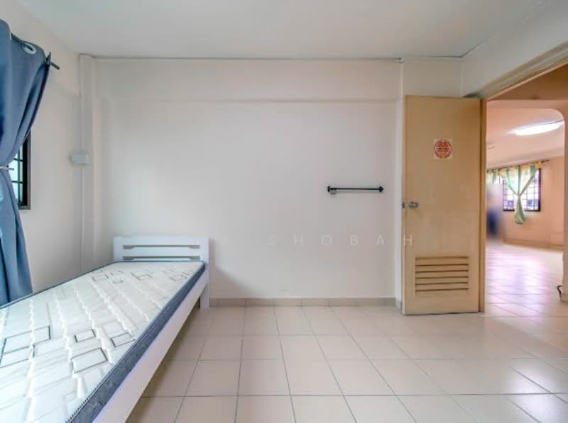 634 Yishun Street 61 HDB Flat For Sale at S$ 588,000 | PropertyGuru Singapore - Bedroom