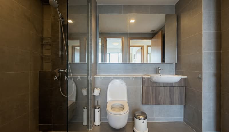 Waterbank at Dakota, 78 Dakota Crescent, 2 Bedrooms, 624 sqft, Condominium For Rent, by Amanda Wuan, 500089960 - Bathroom - PropertyGuru.com.sg