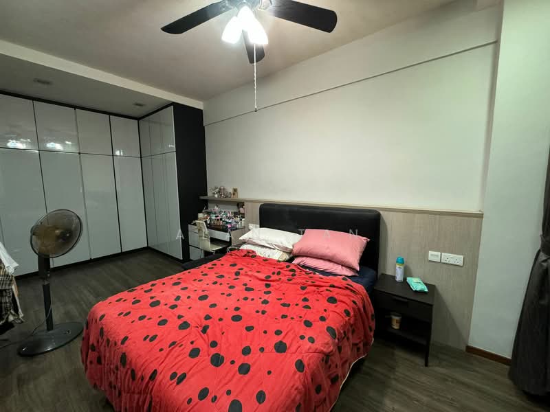 Chiltern Park Condominium For Sale at S$ 2,198,888 | PropertyGuru Singapore - Bedroom