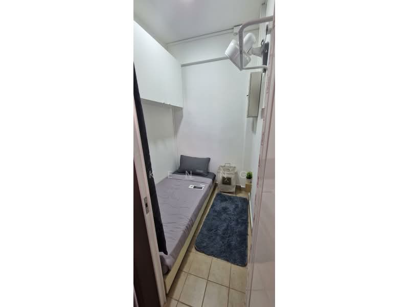 Summerdale, 2 Boon Lay Drive, Room Rental, 80 sqft, Condominium For Rent, by Ken Ng, 500089965 - Bedroom (性价比750) - PropertyGuru.com.sg