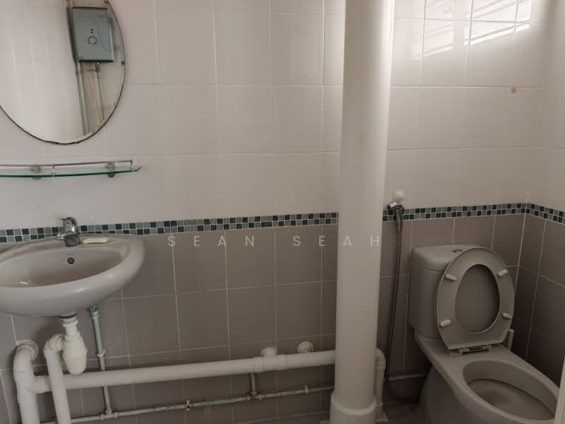 115 Yishun Ring Road, 115 Yishun Ring Road, 3 Bedrooms, 1,173 sqft, HDB Flat For Sale, by Sean Seah, 500089976 - Bathroom - PropertyGuru.com.sg
