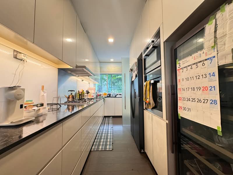 The Botanic on Lloyd, 23 Lloyd Road, 4 Bedrooms, 2,056 sqft, Condominium For Rent, by Rachel Teo, 500089984 - Kitchen - PropertyGuru.com.sg
