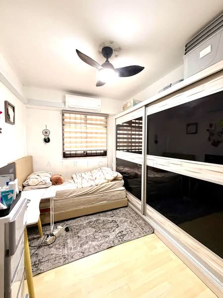 682 Choa Chu Kang Crescent HDB Flat For Sale at S$ 535,000 | PropertyGuru Singapore - Bedroom