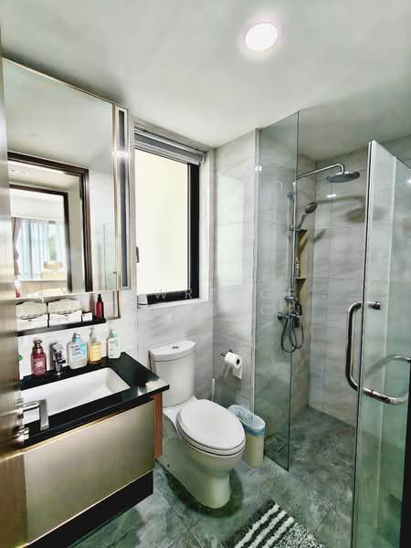 Normanton Park Condominium For Sale at S$ 1,920,000 | PropertyGuru Singapore - Bathroom