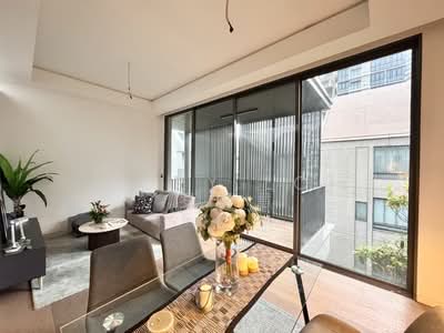 For Sale - 10 Evelyn